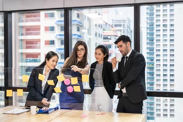 Modern Office Partitions